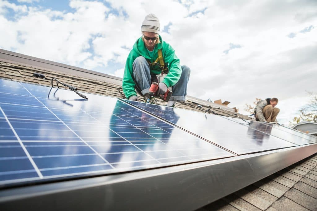 L'installation de panneaux solaires ne s'improvise pas.